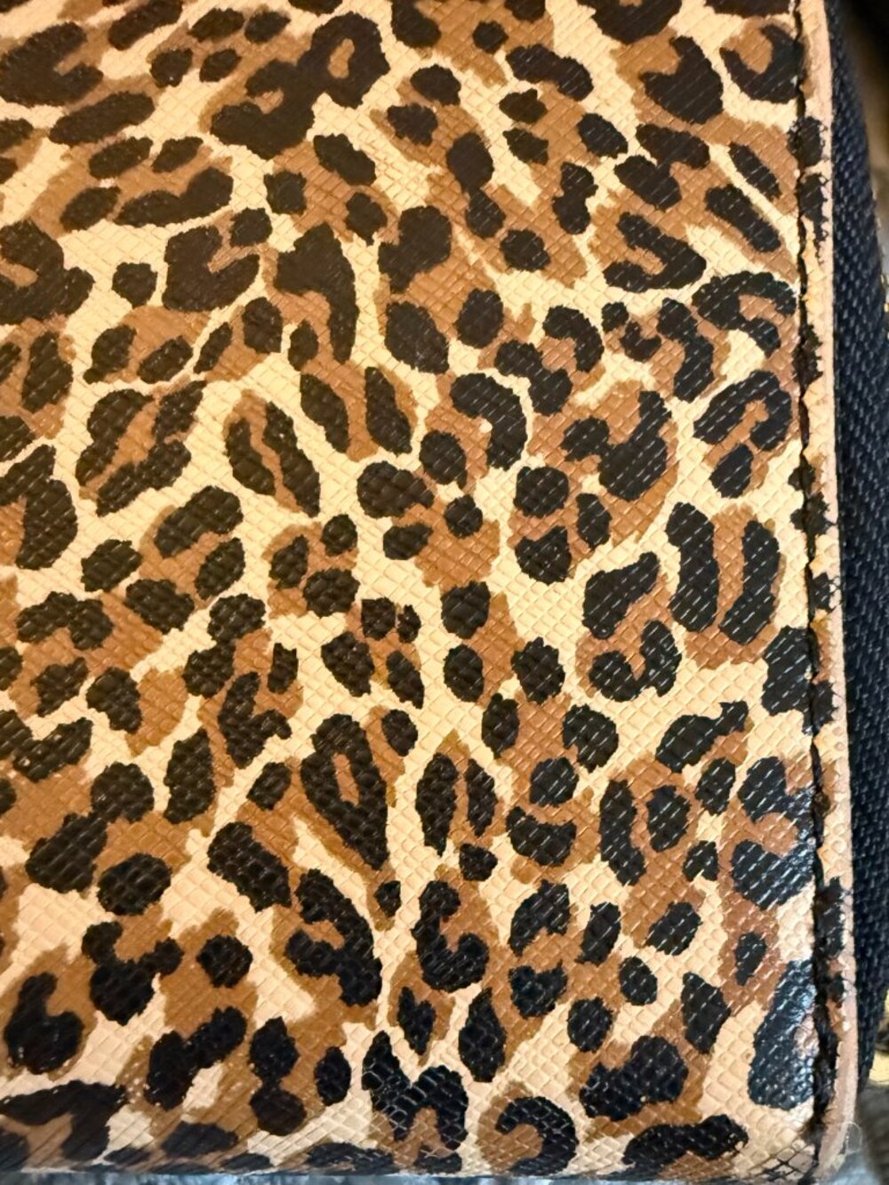 Chic Tory Burch Wallet - Picture 3 of 6
